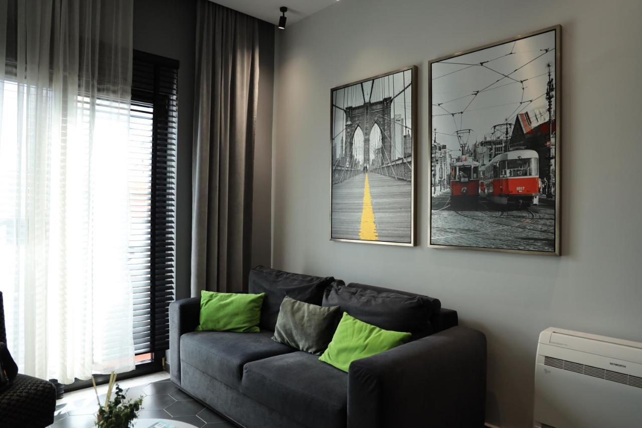 Urban Stay Tirana Deluxe Buitenkant foto